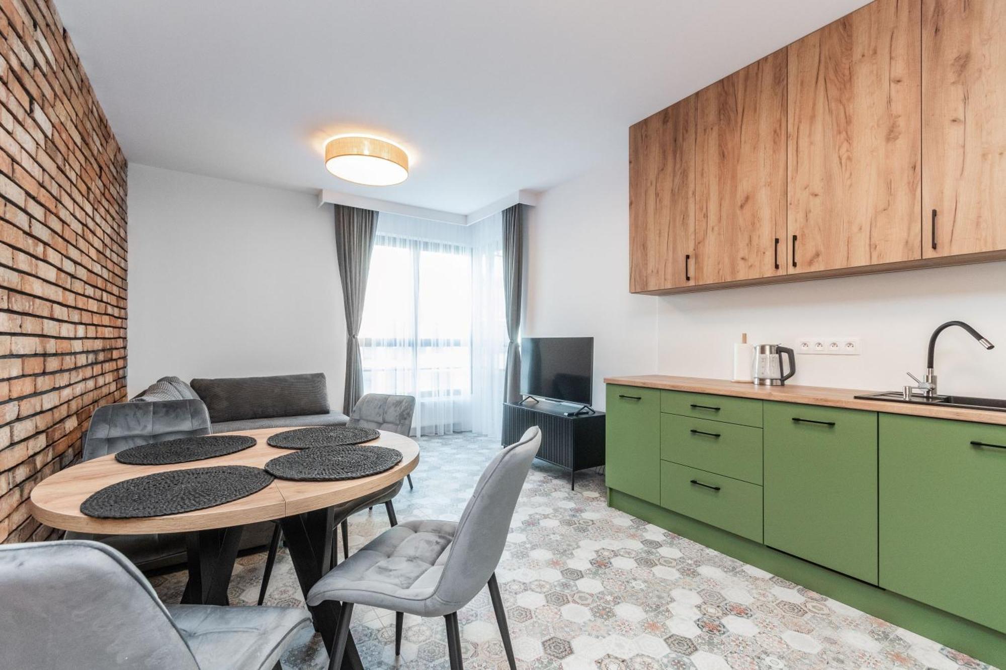 Grand Apartments - Doki Living & Foodhall Gdansk Exterior photo